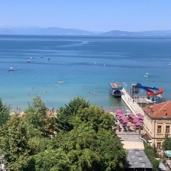 Fabio's Apartament, hotel in Pogradec