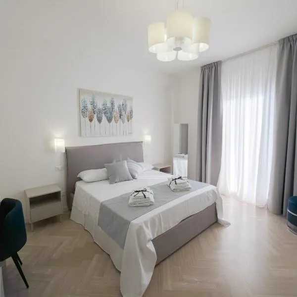 Light Charme, Natural Light Apartment a due passi dalla PIAZZA DUOMO, hotel in Terrasini