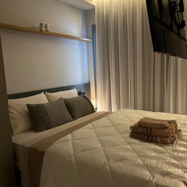 Flat 211- Pinheiros - A 5 Minutos do Metrô Fradique- Av Faria Lima