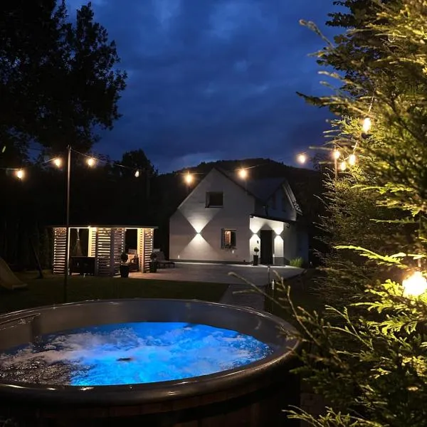 Dablin 9 - Dom w górach z gorącą balią, blisko szlaków i wyciągów, hotel v destinaci Korbielów