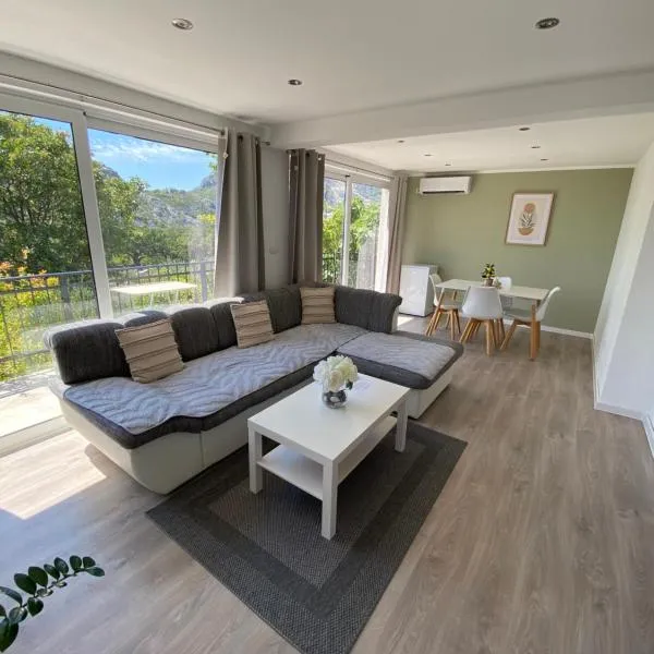 Apartman Lana, khách sạn ở Sutomore