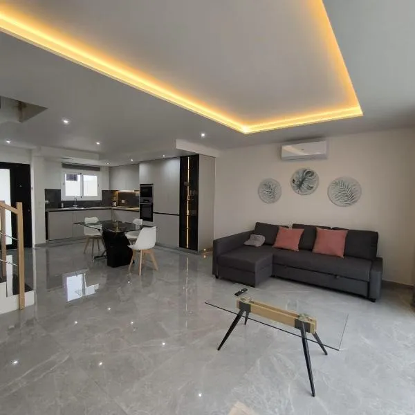 GOZAMENA Villa 168 PRIVATE Heated POOL and JACUZZY, hotel a Corralejo