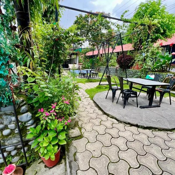 Hotel Paradise and Jirekhursani Restaurant, hotel a Pokhara