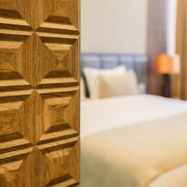 The MONT BOUTIQUE HOTEL, hotel v destinaci Shkodër