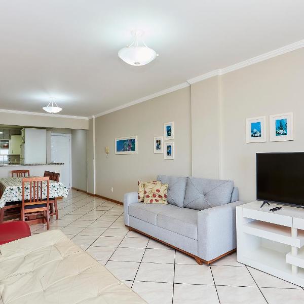 187 Apartamento 50m da Praia. Bela vista ao mar. Em Avenida principal de Bombinhas. - Foto 5