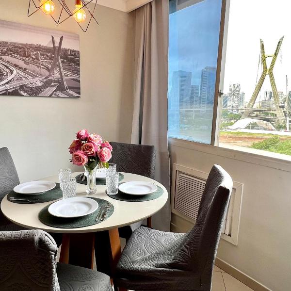 Apto Flat no Morumbi com Vista Incrível !