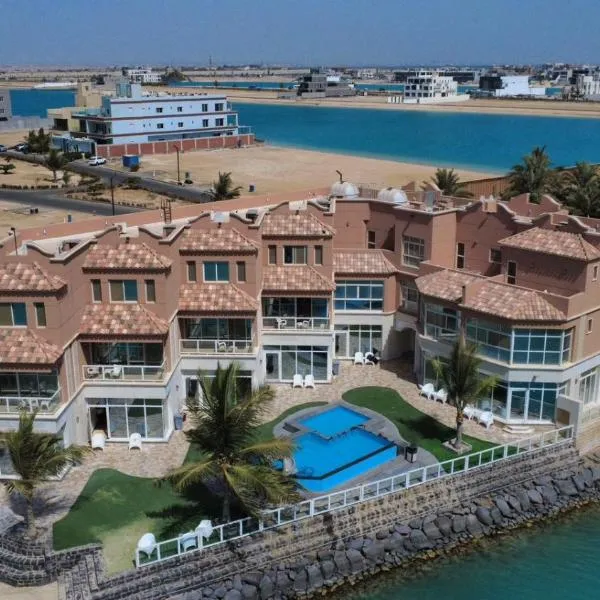 KOVA Beach, hotel in Durat Alarous