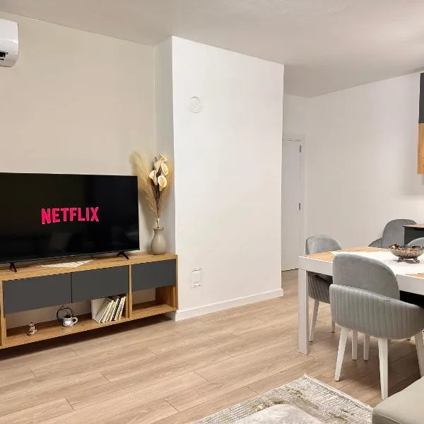 Serenità Apartment, hotel in Bajram Curri