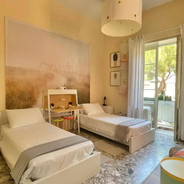 Three Rooms, hotel in Messina