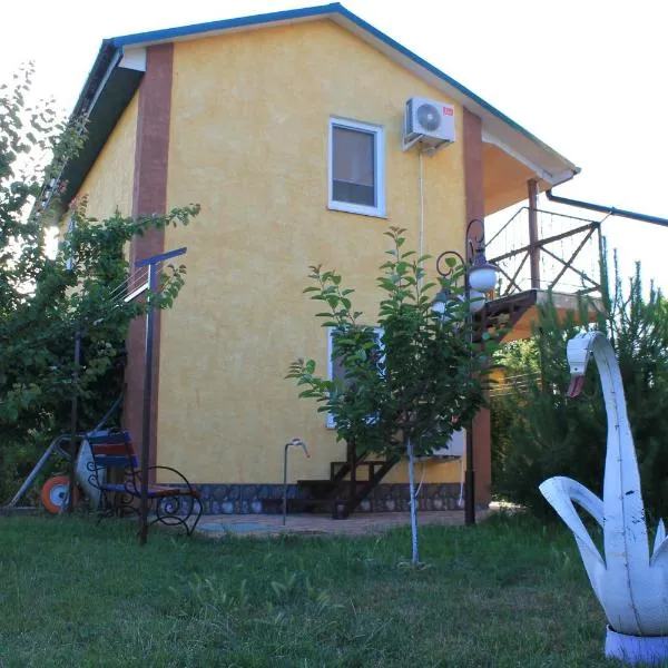 Домик у моря, hotel v destinaci Sanžijka