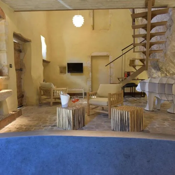Le Silex - Adult Only, hotel v destinácii Vallon-Pont-dʼArc