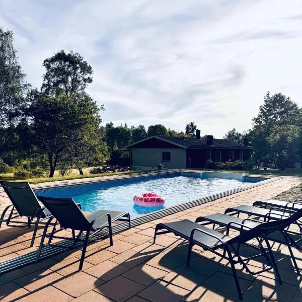 Villa Lindesborg, hotel in Södertälje