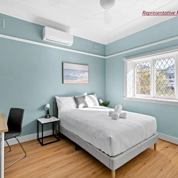 Boutique Double Room Near Light Rail in North Parramatta - Shared Bathroom, hôtel à Sydney