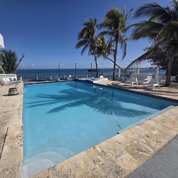 Ventana Va1c at Arecibo 681 Ocean Drive, hotel in Arecibo