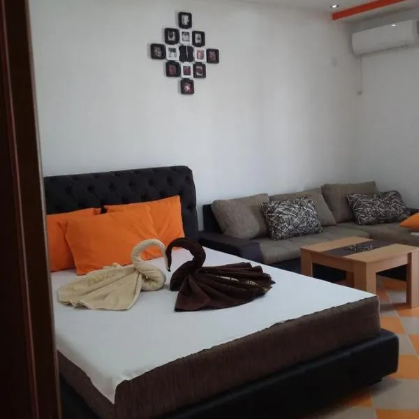 Apartments Aza, hotel in Dobra Voda