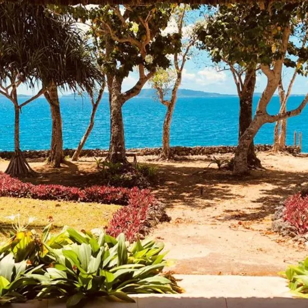 Seahorse Lodge - Port Vila's WOW Factor! Huge 5 Bedroom, 3 Bath Seaside Paradise, hotel a Port Vila