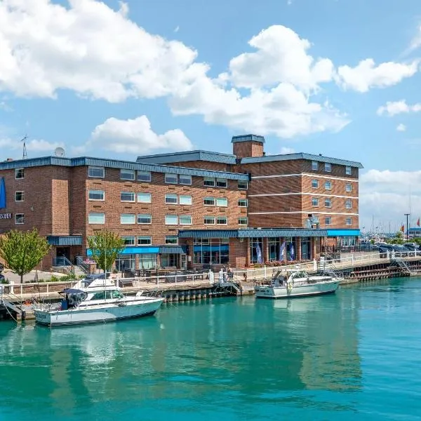 The Harborview on Lake Michigan, Ascend Hotel Collection, hotel in Port Washington