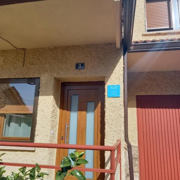 Chalet Avenida El Barraco Avila, hotel em El Barraco