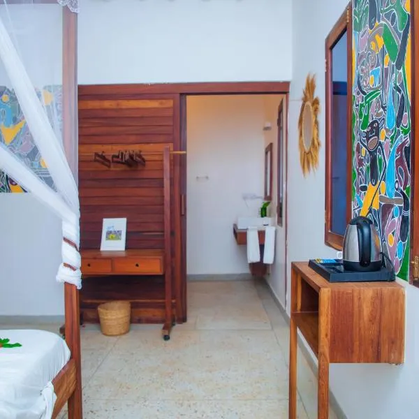 Art Hotel Zanzibar, hotel in Jambiani