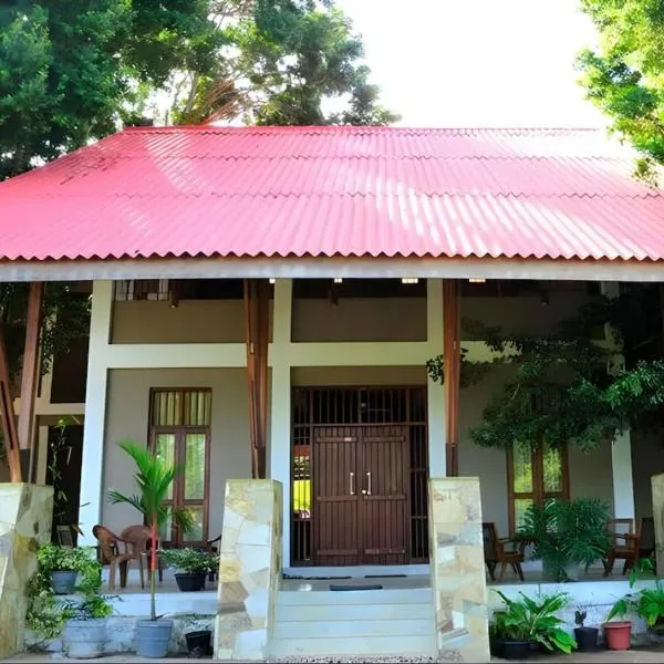Vanaro Resort, hotel in Yala