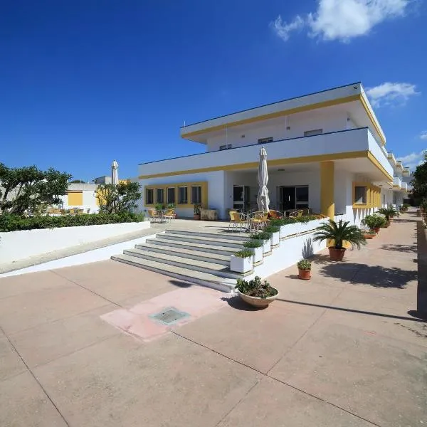 Hotel Albatros, hotel v destinácii Torre Vado