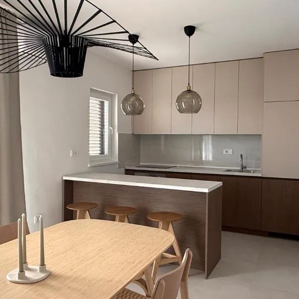 Apartment Burin, hotell i Viskovići