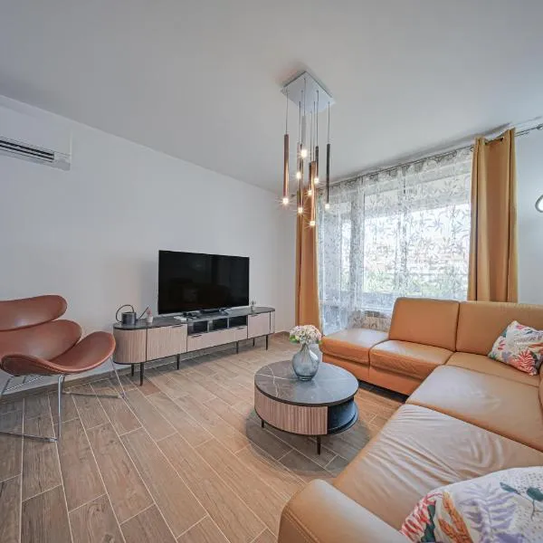 NOAR - Free parking - Metro access, hotel in Sofia