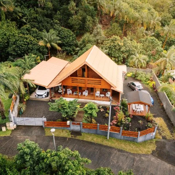 Chalet des laves, hotel in Sainte-Rose