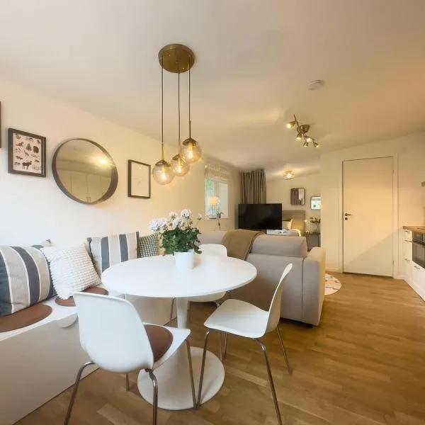Prinshöjden Hotel - Smart Digital Apartments & Villas, hotel em Katrineholm