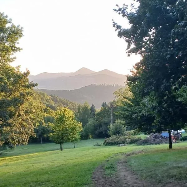 Domeček pod Holým vrchem, ξενοδοχείο σε Hlinná