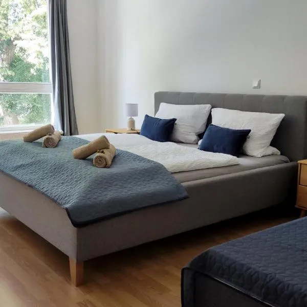 Wohnung im Herzen der Kurstadt Balkon, Küche,Blick ins Grüne, hotel in Bad Schmiedeberg