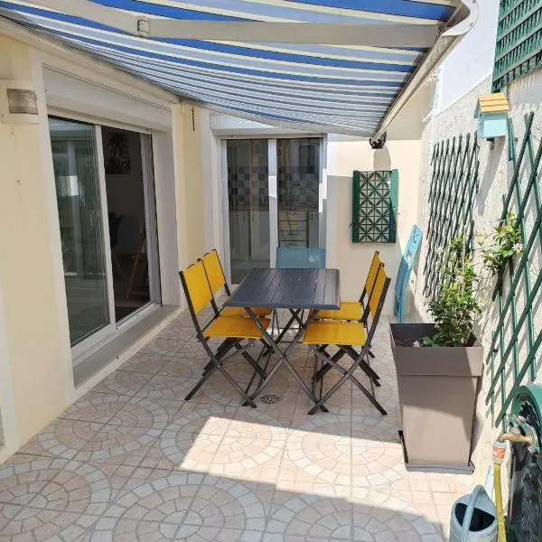Maison de vacances en plein cœur de Châtelaillon-Plage, hotel in Châtelaillon-Plage