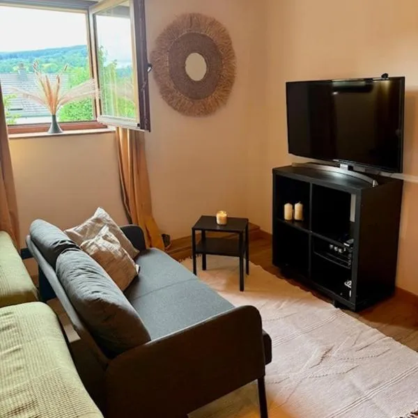 Chambre double 7km from track, hotel v destinaci Stoumont