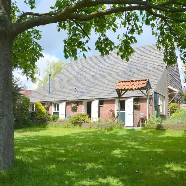 Cozy Holiday Home in Bergen op Zoom with Garden, hotel di Bergen op Zoom