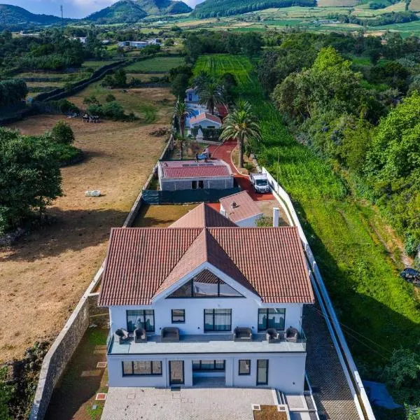 Ápice - by Azores Green Villas, hotel in São Vicente Ferreira