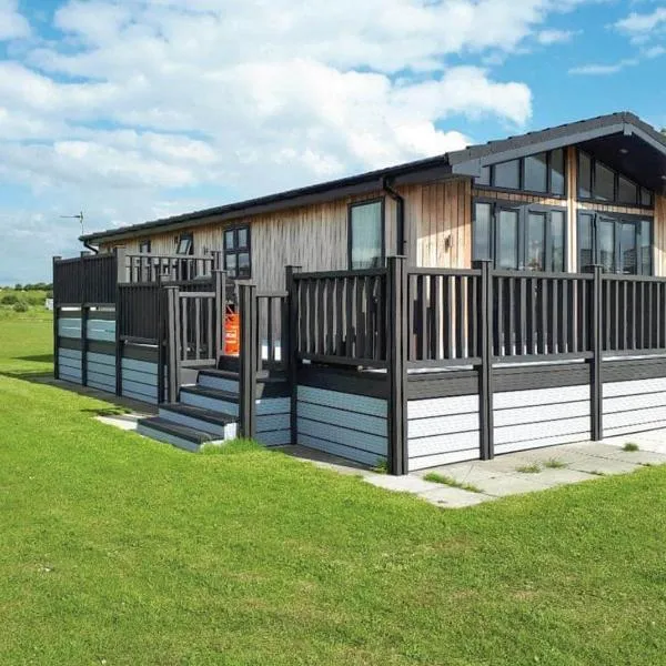 Barlings Country Park, hotel in Langworth