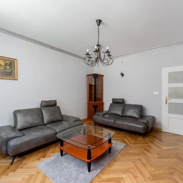 Osiedle Willowe Vintage Chic Apartment by BookingHost, хотел в Краков