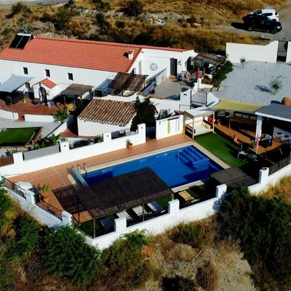 Cortijo naturista con vistas-clothing optional, hotel in Oria