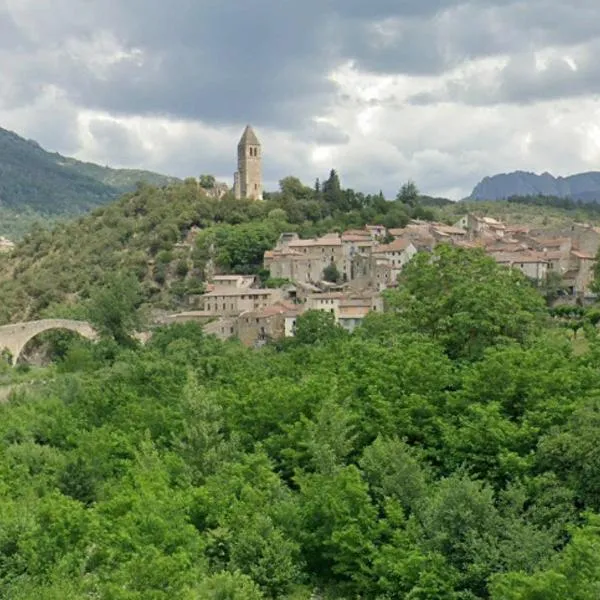 Chez Pet and Jo, hotel em Olargues