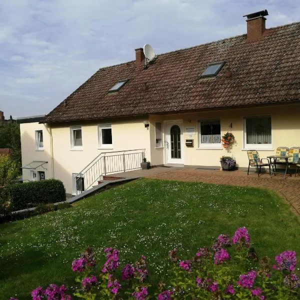 ruhige Ferienwohnung in Polle, hotel en Polle