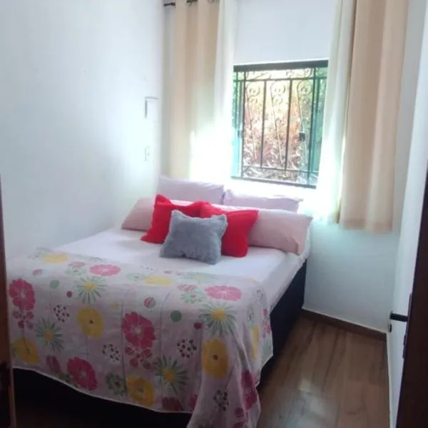 Casa moderna em meio à natureza, hotel em Ouro Preto