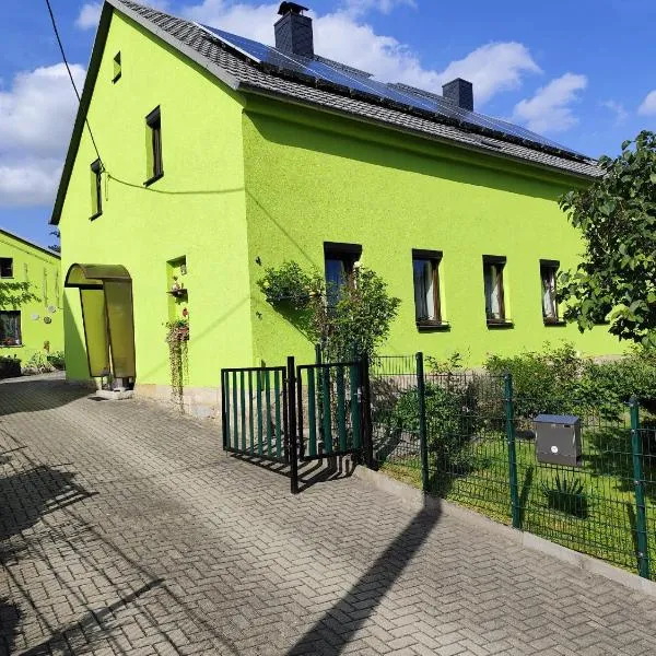 Ferienwohnung Schiekel, hotel u gradu Zebnic