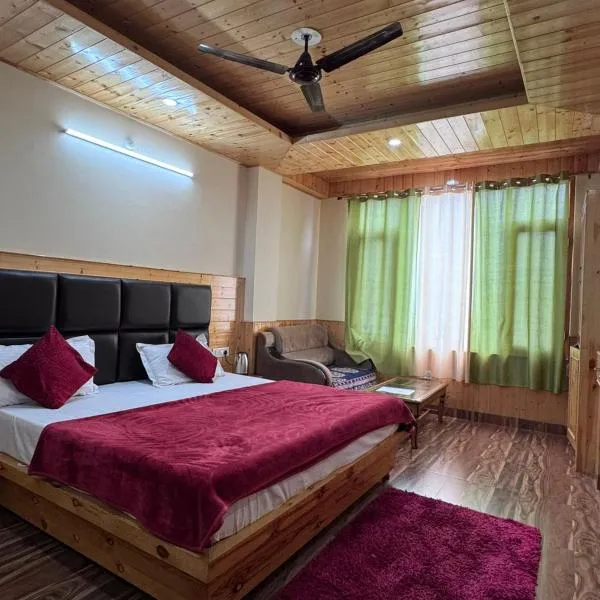 The Solace Hills Hotel and Home Stay - Manali, hotel v destinaci Manāli