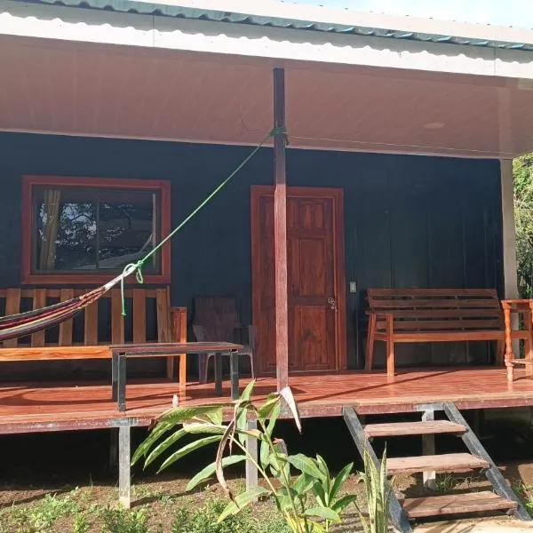 Coconut Lodge #2, hotel a Pavones