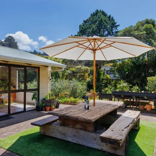 Palm Beach Waiheke Tranquil B&B, hotell sihtkohas Ostend