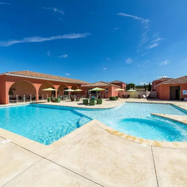 Terres de France - Le Domaine de Bacchus, hotel u gradu 'Aujargues'