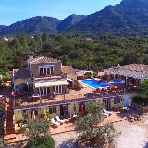 Finca Sonrisa, hotel v destinaci Alhaurín el Grande