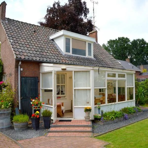 Holiday Home in Soerendonk with Garden, hotel a Soerendonk