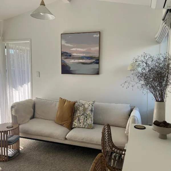 The Nest - where comfort meets style, hotel in Tauranga