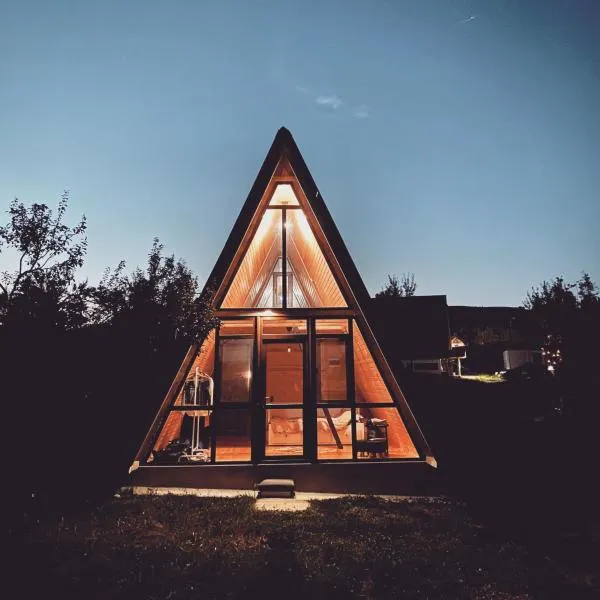 Horezu Cozy Cabin, hotel v destinaci Izvoru Rece